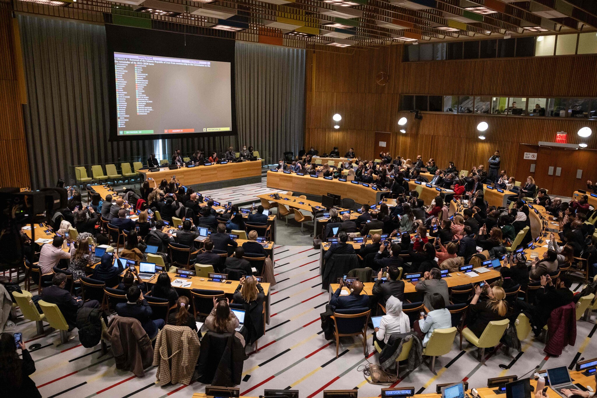 Iranul devine membră în comisia ONU pentru statutul femeilor. Inițiativa stârnește furie în rândul activiștilor