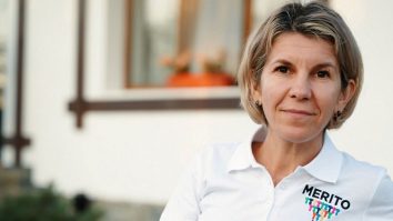 Ana-Maria Rusu, profesoară de Educaţie muzicală din Focșani, a fost selectată în Top 50 Global Teacher Prize. Ce metode noi folosește în educație