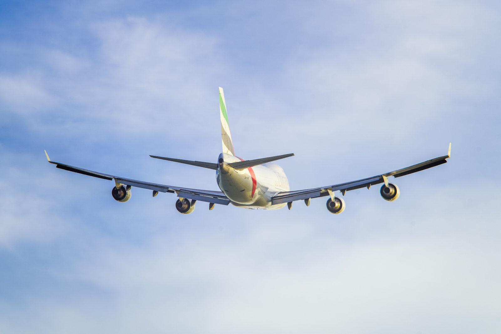 România închide spațiul aerian în nordul Dobrogei. Măsurile au fost luate pe baza intensificării atacurilor rusești