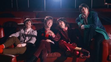 La mai bine de 50 de ani de la despărțirea de The Beatles, trupa a anunțat lansarea „ultimului lor cântec”. Inteligența artificială a „redat” vocea lui Lennon