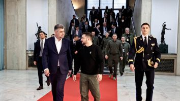 Ciolacu i-a cerut lui Zelenski ca Ucraina să recunoască inexistenţa aşa-numitei „limbi moldoveneşti”