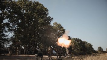 LIVE UPDATE. Ziua 603 de război în Ucraina. Rusia atacă regiunea Mykolaiv cu rachete/   Serghei Lavrov, primit de Kim, în plină ploaie torențială, la Phenian