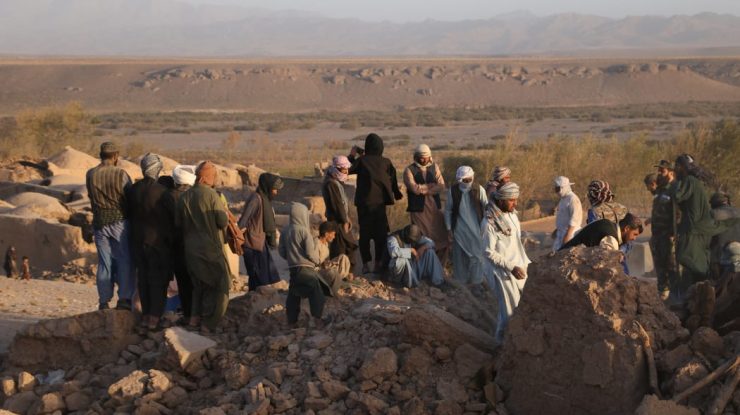 Bilanțul cutremurului din Afganistan a crescut la 2000 de morți, anunță Semiluna Roșie