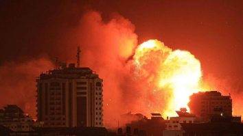 Război în Israel, ziua 4. LIVE UPDATE. Hezbollah a mobilizat mii de luptători la graniţă. Avioanele americane au sosit în Israel