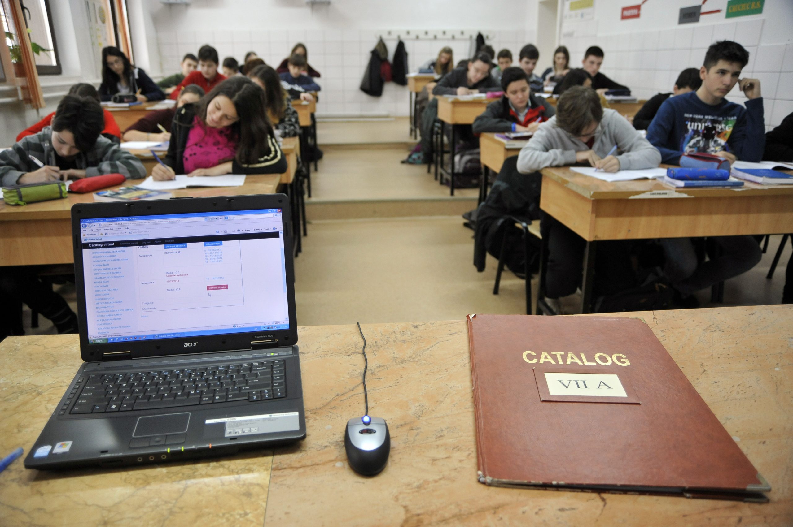 40% din profesorii din UE au trecut de 50 de ani. Cum arată situația în România?