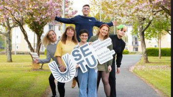 Licențiați în influencing. O universitate irlandeză va lansa un curs pentru cei care vor să devină creatori de conținut