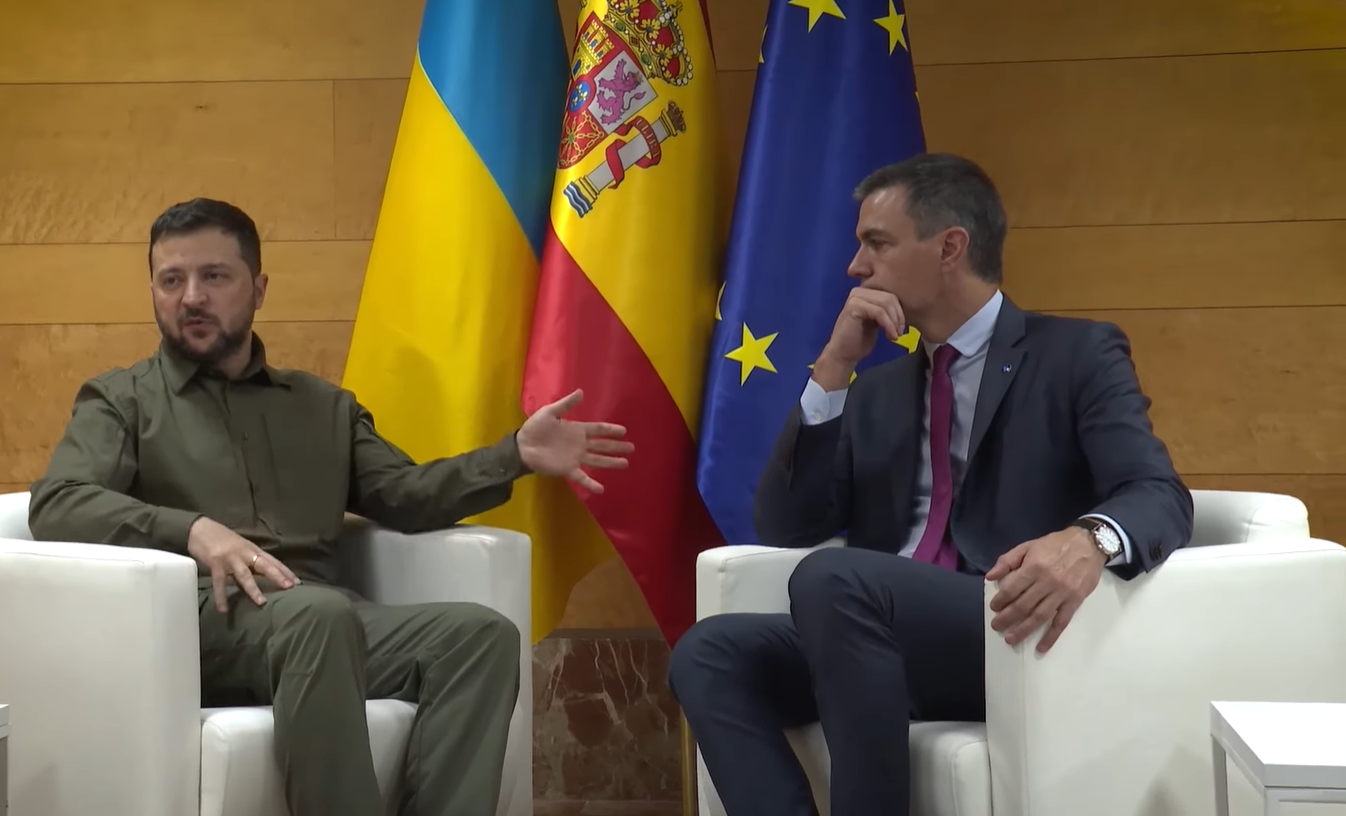 Deşi pierde aliaţi, Zelenski merge la summitul de la Granada pentru a cere şi mai multe arme şi ajutoare financiare. Ce probleme au fost discutate la al treilea Summit al Comunităţii Politice Europene?