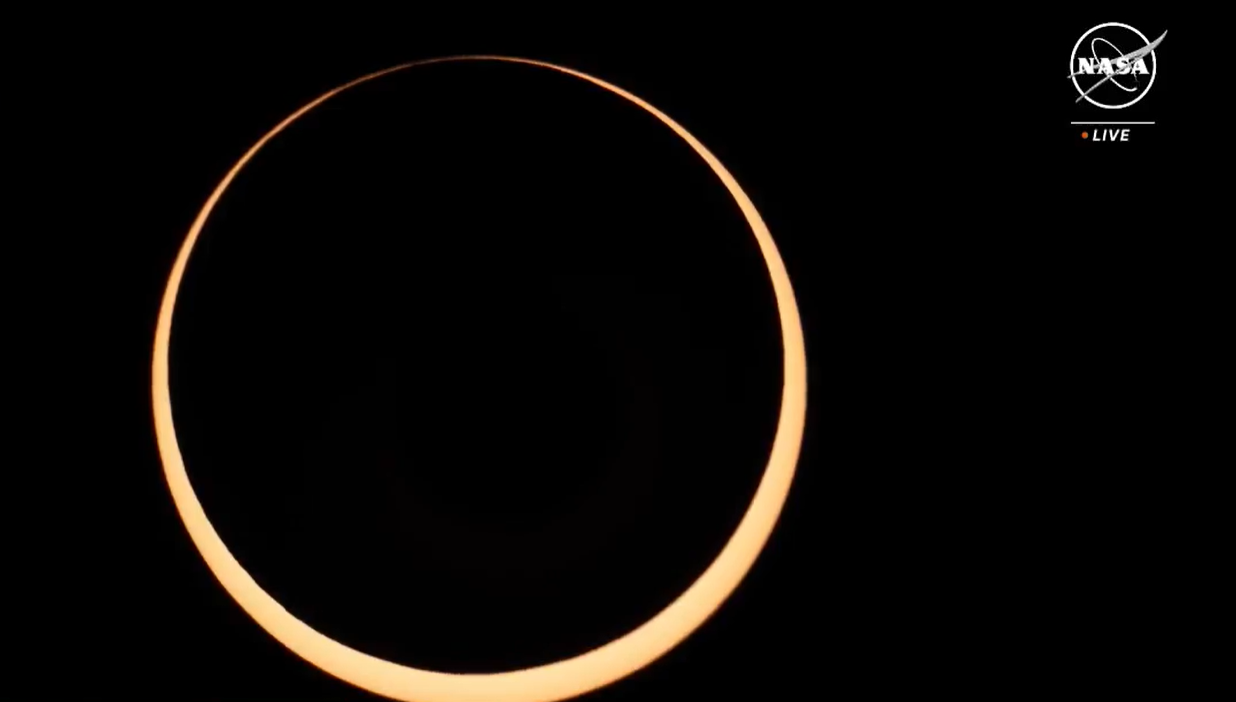 Eclipsa inelară de Soare din 14 octombrie 2023: Un spectacol astronomic rar şi impresionant