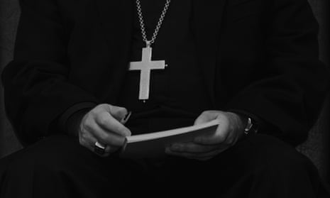Spania este țara cu cel mai mare număr de abuzuri sexuale comise în cadrul bisericii catolice.  1,13% dintre spanioli au fost victime