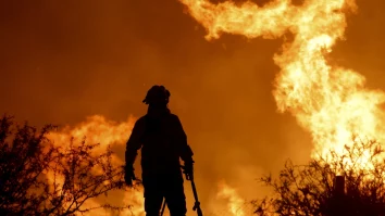 VIDEO. Incendii violente în Argentina: Zeci de persoane au fost evacuate