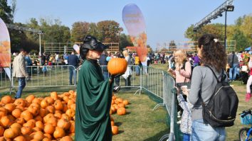 SAG-AFTRA ușurează decizia de Halloween anti-costume pentru copii. Reacțiile nu sunt cele dorite / Actori precum Ryan Reynolds, Mandy Moore și Melissa Gilbert critică dur decizia