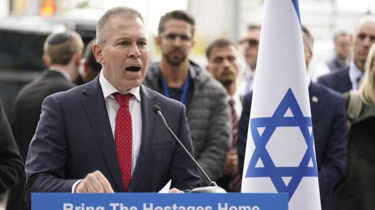 VIDEO. Ambasadorul Erdan prezintă videoclipuri cu atrocitățile comise de Hamas asupra israelienilor: „Nu este Auschwitz, este Hamas”