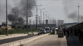VIDEO. Atacurile aeriene din Gaza vizează infrastructura folosită de Hamas. Gruparea promite că va ucide israelienii capturați dacă atacurile vor viza civili fără avertismente