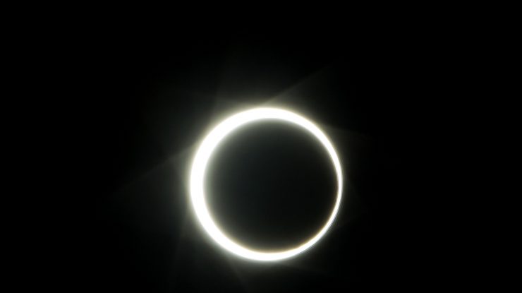 „Inelul de foc”, eclipsa solară anuală. Cum o poți vedea și ce înseamnă evenimentul astronomic