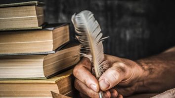 Arta în diferite ipostaze. Liliana Basarab: Poezia se leagă de arta mea printr-un mod întâmplător