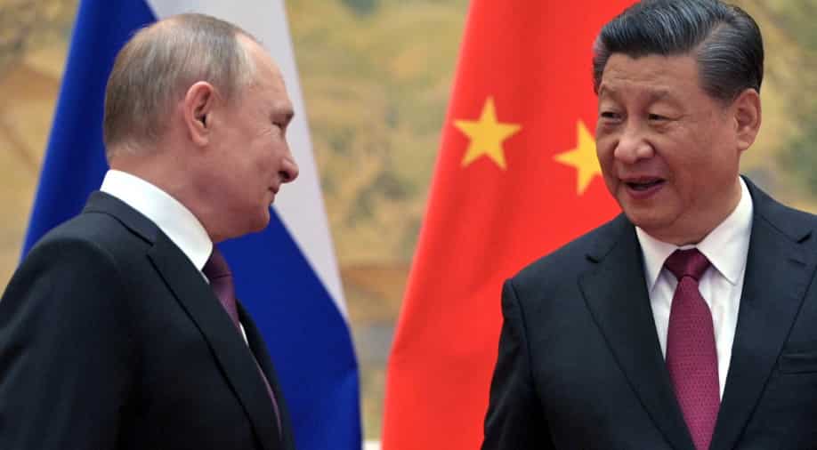 Vladimir Putin merge la Beijing. Discuțiile cu Xi Jinping se vor concentra pe parteneriatul dintre cele două țări și situația de securitate