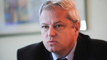 Răsvan Popescu vorbește despre „În torent”. Vasile Popovici: Este o carte de o virtuzitae tehnică și de o artă a compoziției