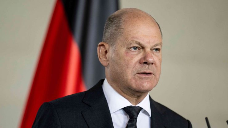 Olaf Scholz: „Europa are nevoie de o colaborare militară mai strânsă”
