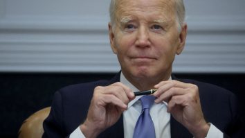 Pot Statele Unite să susțină două războaie, dar să aibă și investiții? Biden: „Voi trimite Congresului o solicitare urgentă de buget”