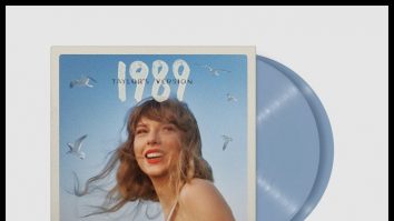 Taylor Swift a lansat „1989 (Taylor’s Version)”. Albumul include cinci melodii inedite, denumite piese „From The Vault”