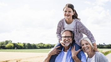 Secretul longevității. Ce sfaturi au cei mai în vârstă oameni din lume