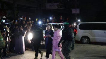 LIVE UPDATE. Război în Israel, ziua 53. Armata israeliană afirmă că alți 12 ostatici eliberați de Hamas au părăsit Gaza și se află pe teritoriul israelian/Israelul afirmă că 30 de palestinieni au fost eliberați din închisoare