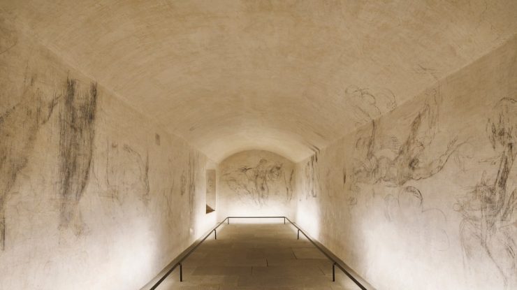 Ai drum liber spre secretele lui Michelangelo?