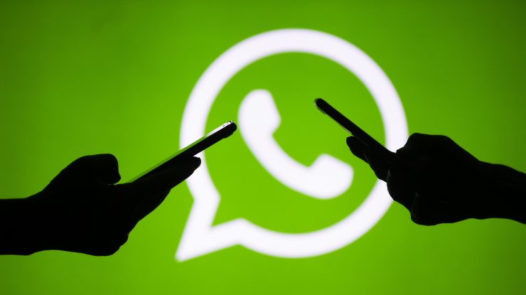 Whatsapp în avion, gratuit. Anunțul făcut de o mare companie din Europa