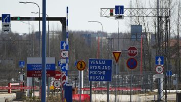 Tensiuni la frontiera dintre Rusia și Finlanda. Moscova e acuzată de „instrumentalizarea ruşinoasă” a migranţilor