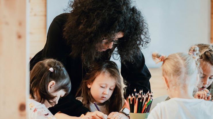 Cambridge lansează programul Early Years. România a furat startul prin adaptarea acestui program