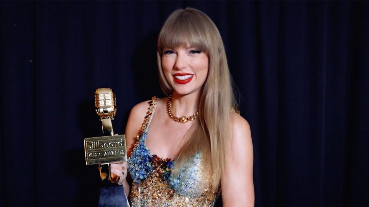 VIDEO. Taylor Swift câștigă 10 trofee la Billboard Music Awards. Cântăreața a primit titlul de cel mai bun artist