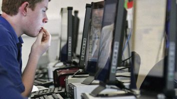 Bunăstarea digitală a României. În câte ore de muncă plătești factura la internet