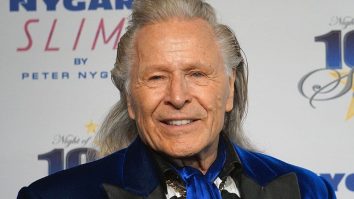 Peter Nygard a fost găsit vinovat de patru capete de acuzare de agresiune sexuală. Femeile ar fi fost „constrânse să intre în contact sexual cu el”