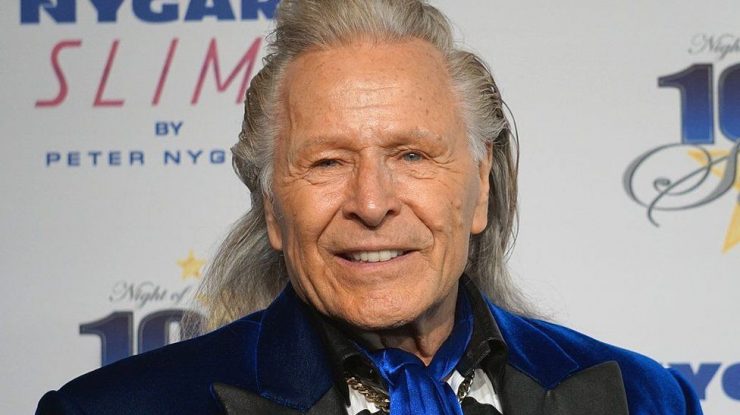 Peter Nygard a fost găsit vinovat de patru capete de acuzare de agresiune sexuală. Femeile ar fi fost „constrânse să intre în contact sexual cu el”