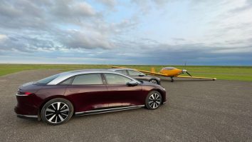 Primul avion electric Elektra Solar s-a luat la întrecere cu autoturismul Lucid Air. Care a câștigat cursa