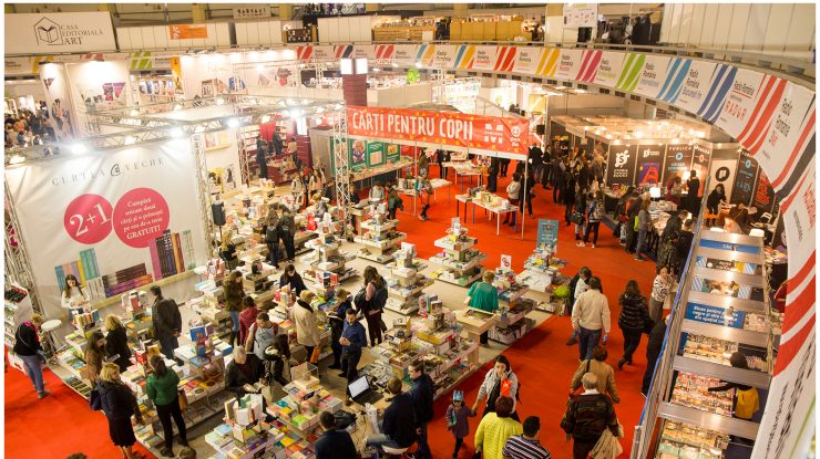 Ce a adus ediția 30 a Târgului de carte Gaudeamus? Ioana Bâldea Constantinescu: „Literatura e lentilă, e un ceva care ne ajută să privim lumea mai clar”