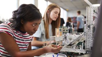 80% dintre joburile viitorului vor cere abilități STEM. Daniela Vișoianu, expert în educație: „Apare cumva o lipsă de interes care a fost încurajată în ultimii aproximativ 20 de ani”