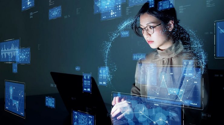 Inteligența artificială a creat unul din cele mai simple locuri de muncă. Ce abilități trebuie să ai pentru acest job