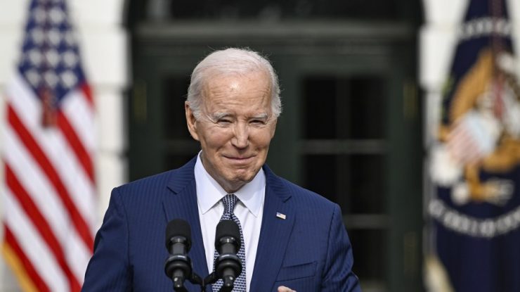 Joe Biden face o nouă gafă. Președintele american a confundat-o pe Britney Spears cu Taylor Swift în discursul său