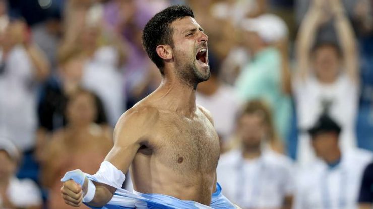 Novak Djokovic îl învinge pe Dimitrov la Paris pentru al 40-lea titlu de Masters 1000 din carieră. Sârbul a reuşit câte un break în fiecare set
