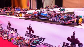 Peste 230 de echipe și participanți din 19 țări merg la RoboFest. Organizator: „Toți roboții din competiția noastră sunt autonomi, în ideea în care își iau singuri deciziile”