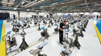 Cât timp le ia roboților să preia munca oamenilor? Instrumentele GenAI vor fi utilizate pentru a explica trucuri din afaceri