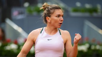 Simona Halep e pregătită să revină în circuitul feminin. Sportiva va juca azi cu sportiva americană McCartney Kessler