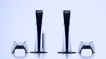 VIDEO. Sony a reinventat PlayStation 5. Cum arată noul PS5 Slim