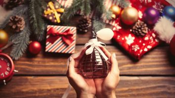 Cum alegi parfumul perfect pentru Crăciun? Specialist: „Nu uitați că parfumul este cea mai puternică amintire despre cineva”