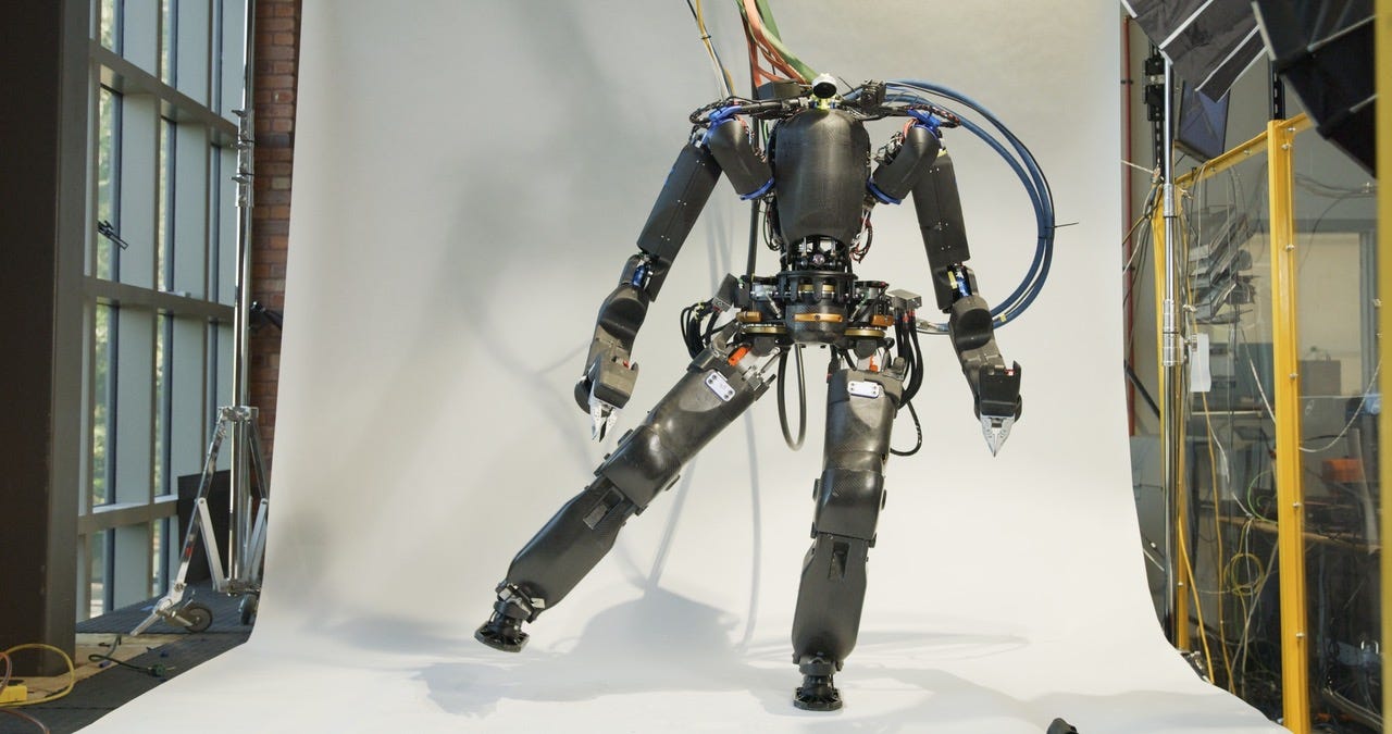 VIDEO. IHMC & Boardwalk Robotics o prezintă pe Nadia, robotul umanoid care are abilități de luptă