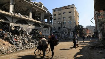 LIVE UPDATE. VIDEO. Război în Israel, ziua 83. Mii de palestinieni fug din centrul Gaza în timp ce trupele israeliene avansează