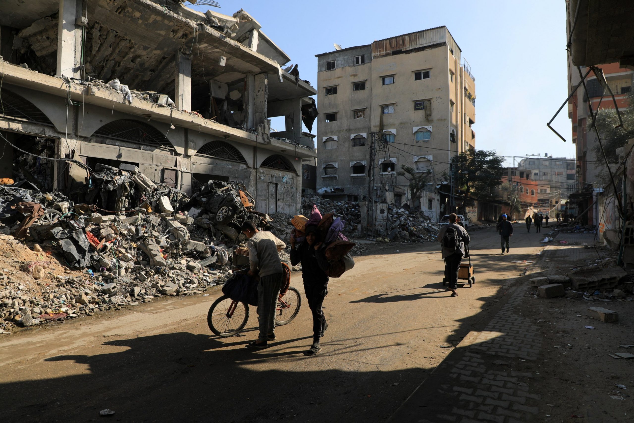LIVE UPDATE. VIDEO. Război în Israel, ziua 83. Mii de palestinieni fug din centrul Gaza în timp ce trupele israeliene avansează