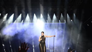 FOTO. Jessie J a făcut show la Timișoara. 20.000 de spectatori au umplut Piața Unirii