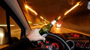 Senatul a votat: 10 ani fără permis pentru șoferii condamnați că au condus beți sau drogați